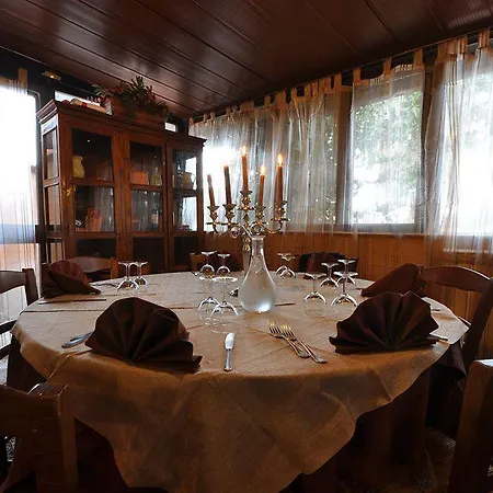 Casale De Santis 2* Rome