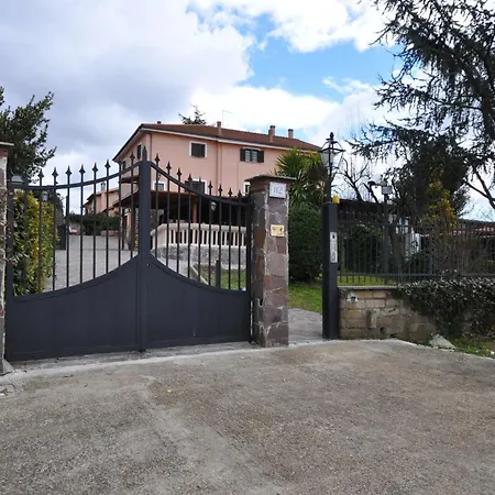 بيت ضيافة Casale De Santis روما