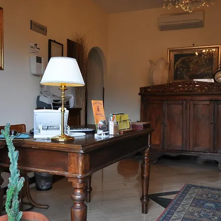 بيت ضيافة Casale De Santis 4*