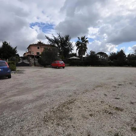בית הארחה Casale De Santis 2*